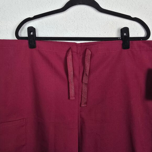 NWT ADAR Universal Unisex Maroon Sz M 504 Drawstring Scrub Pants Tapered‎ Leg - Picture 6 of 9